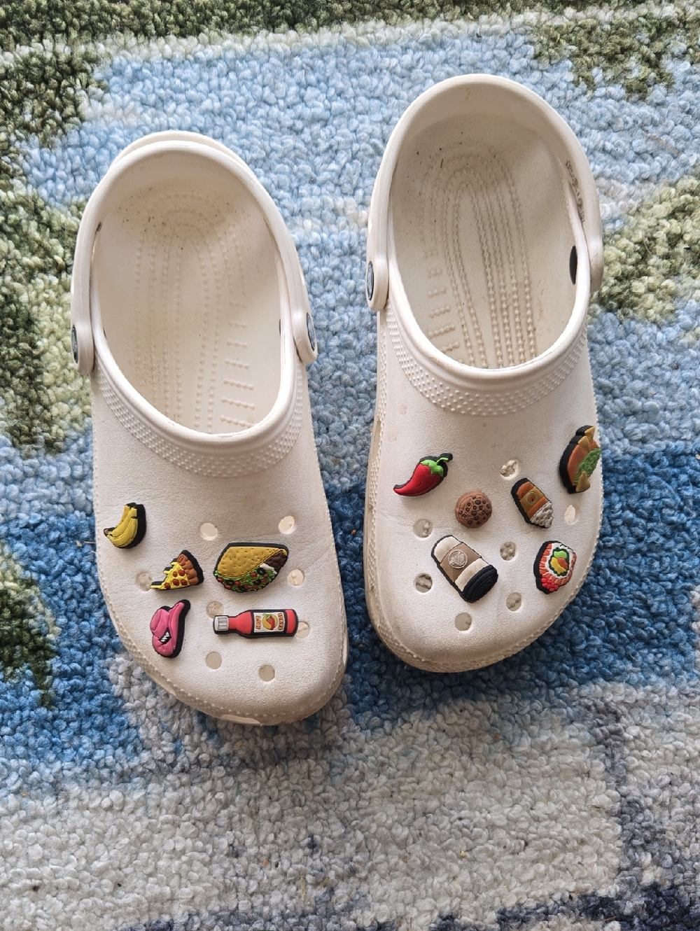 Crocs White Clog Shoes with Fun Food Charms
